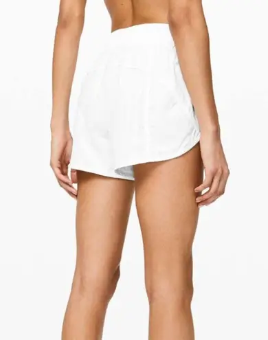 Lululemon  Tracker Short V *4" White Women's 6