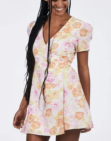 Charlie Holiday Charlie Holidays Calile Wrap Dress Summertime Floral