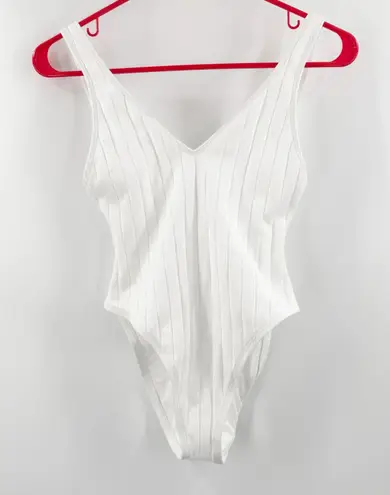 GIGI C Paisley Swimsuit Size Small NWOT White Textured Ribbed Swim Stripe NEW