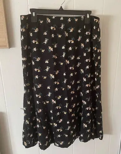 Apt. 9 Black midi floral skirt