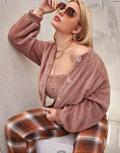 SheIn Fuzzy Faux Fur Cardigan with matching tube top - Image 4