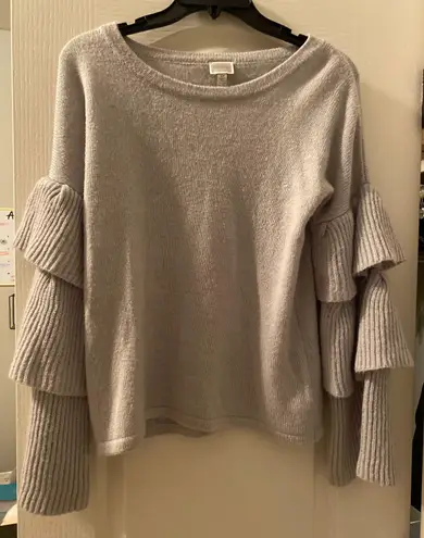 cupio Gray Sweater