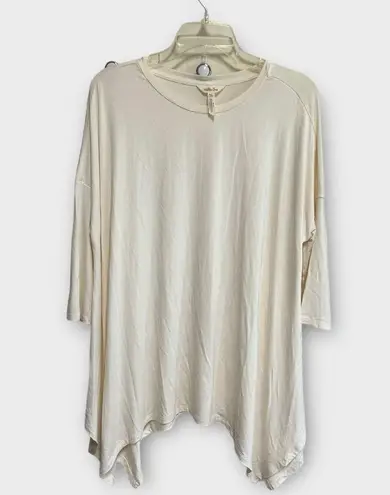 Matilda Jane  Take Another Trip Tunic Top Cream Sharkbite Hem Women's size medium