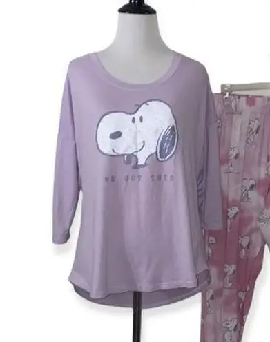 Munki Munki women’s medium peanuts pajama set