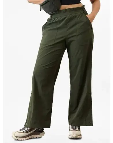 Athleta  4 Trekkie Parachute Pant Aspen Olive Green Size 4 Regular #533487032