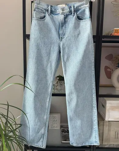 Abercrombie & Fitch  The 90’s Relaxed High Rise Jeans Women’s Size 26/ 2 XS