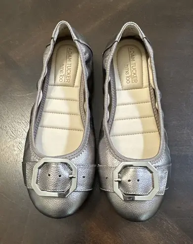 Adam Tucker by me too Metallic Gold Ballet Flats Women Size 6.5 Silver