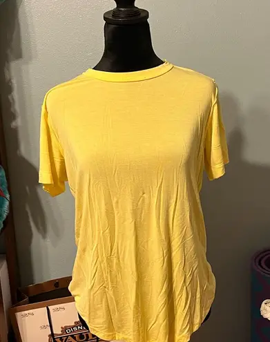 White Crow Yellow Fitted Short Sleeve Tee