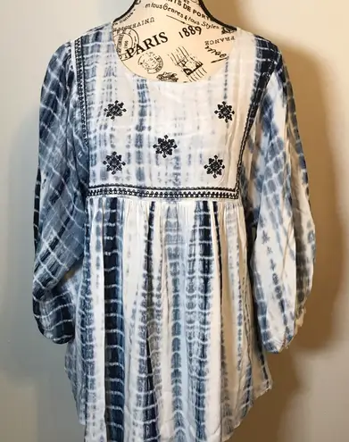 Suzanne Betro EMBROIDERED 3/4 SLEEVE BLUE/WHITE TIE DYE OVERSIZED TOP SZ S
