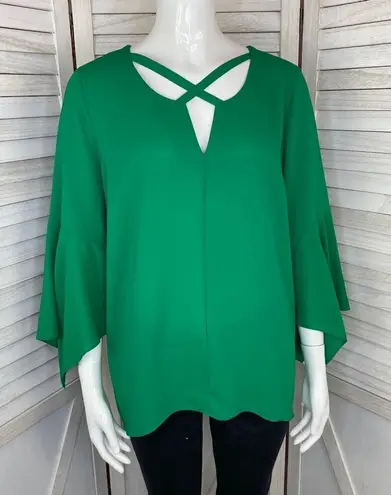 Gibson Latimer Gibson & Latimer Flare Sleeve Blouse Kelly Green Small Cutout Neckline