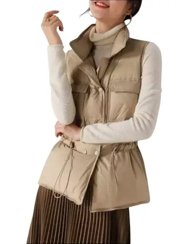 Boutique Womens Down Puffer Vest Drawstring Waist Khaki Tan Button Close Small
