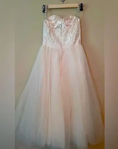 Chi Chi London Blush Pink Strapless Tulle & Lace Ballerina ModCloth Midi Gown by ChiChi Size 2
