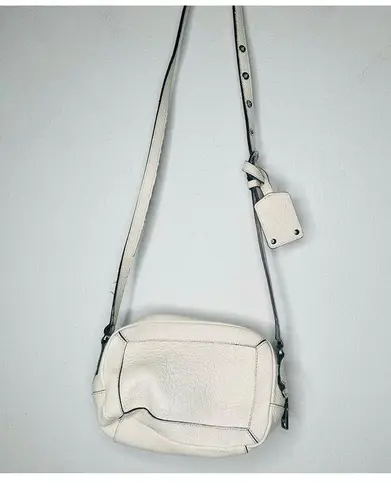 BOSS White Zipper Up Zip Pockets Adjustable Strap Handbag Crossbody Bag
