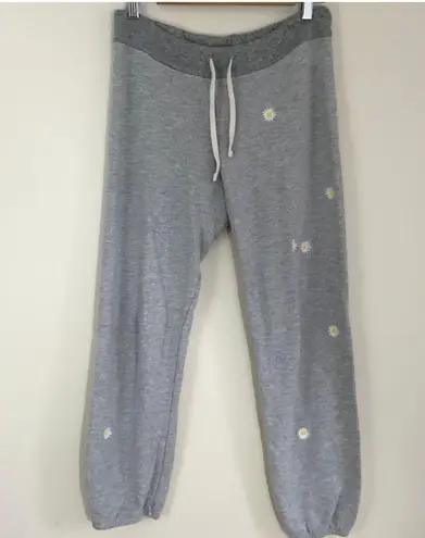 Sundry Grey White Embroidered Daisy Floral Drawstring Sweatpant Joggers