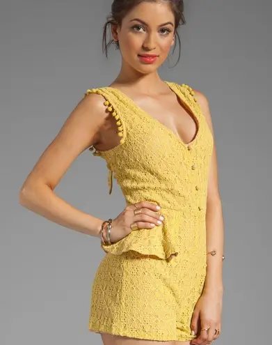 6 Shore Road Patrons Lace Peplum Romper