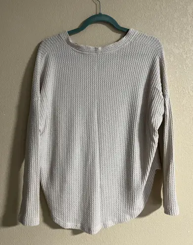 American Eagle Outfitters Sweater