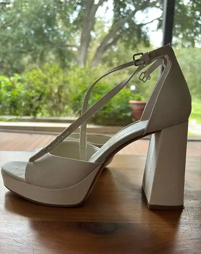 Dolce Vita Ivory Leather Block Heels White Size 10
