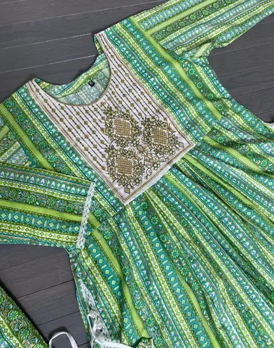 Cotton Nayra Cut Beautiful Kurti Set Indian Women Wedding Wear Ethnic Kurta Set Green Size XL