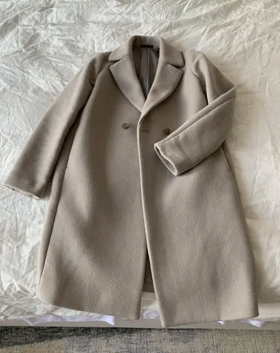 Uniqlo Double Breasted Oversized Light Weight Wool Blend Tailored Coat