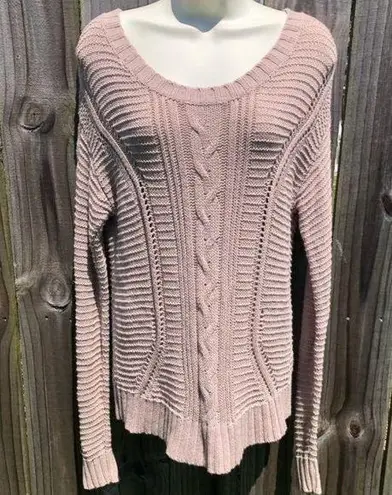 Old Navy  Medium Cable Knit Sweater Top Tan Pullover Round Scoop Long Sleeve Neck