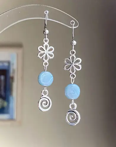 Handmade retro vintage fairy boho funky hippie style spiral flower dangle earrings🌀🌱