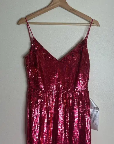 Mac Duggal SPAGHETTI STRAP V-NECK SLIP GOWN in lipstick sequins dress size 6