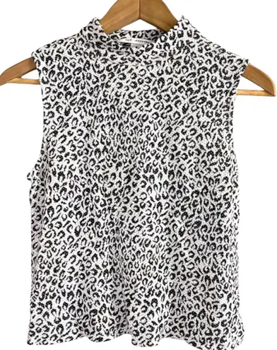 St. John Women’s L Mock Neck Sleeveless Shell Top White Snow Leopard Cheetah