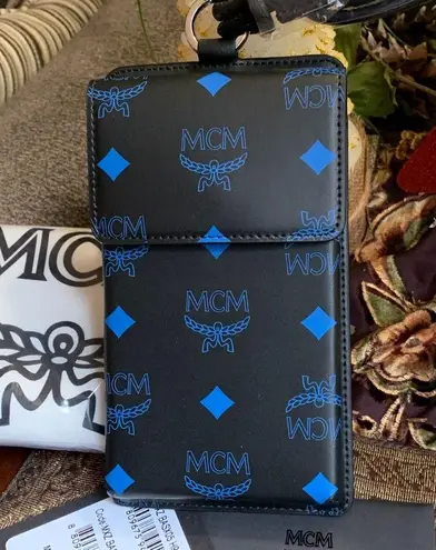 MCM Authentic Leather VISETOS logo print phone/card lanyard/Crosby