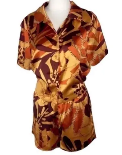 House of Harlow 1960 Floral Print Shorts
Set (Size Small) Orange