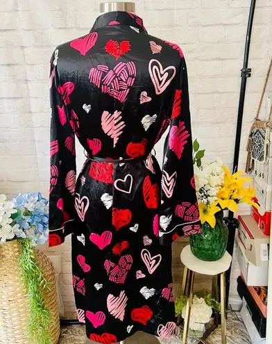 Boutique Black Silk Heart Robe