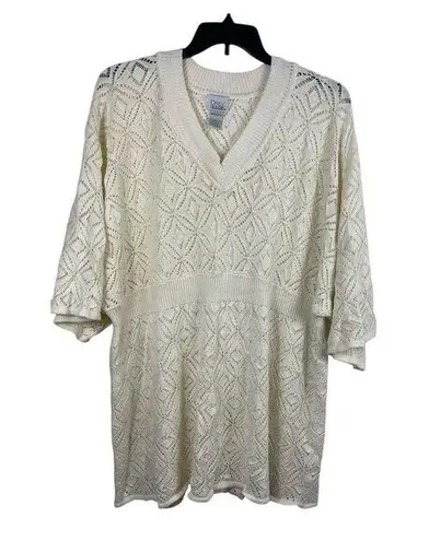 VTG Only Necessities Cream Open Knit Short Sleeve V