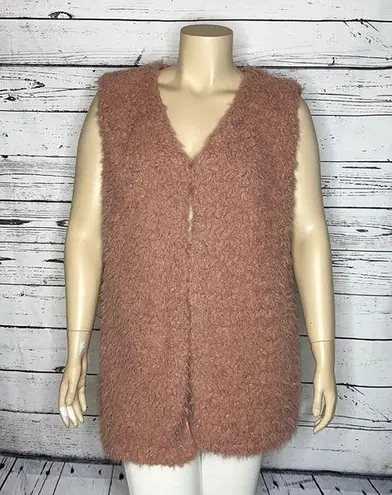 Southern Stitch NWT Size 2XL/3XL Dusty Pink Clasp Front Faux Fur Vest Jacket