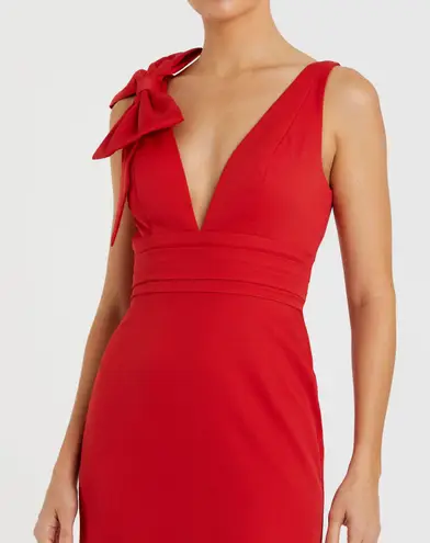 Mac Duggal Red Sleeveless V Neck Bow Detail Mermaid Gown