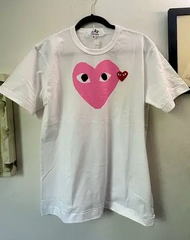 COMME DES GARCONS PLAY
Double heart pink and Red Hearts Tee (men’s medium)
