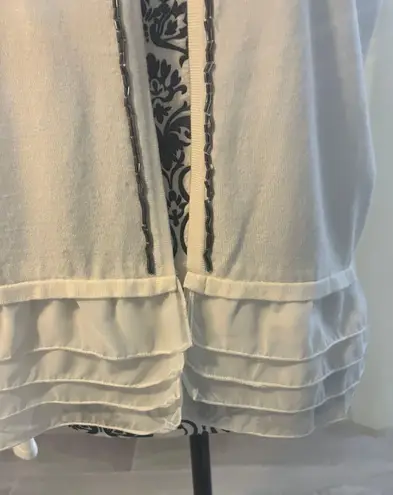 Cyrus Size Large Beige Cardigan Sweater