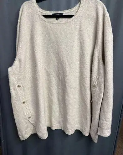 Ellos women’s sweater pullover with button detail, $25, 2x (b42)