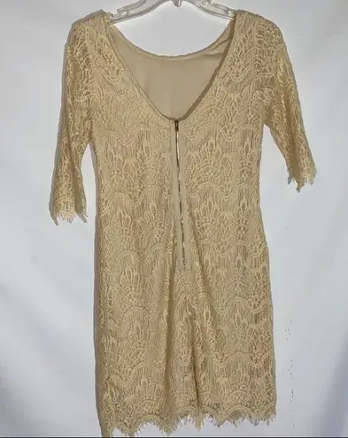 Ezra Lace Dress Size Medium