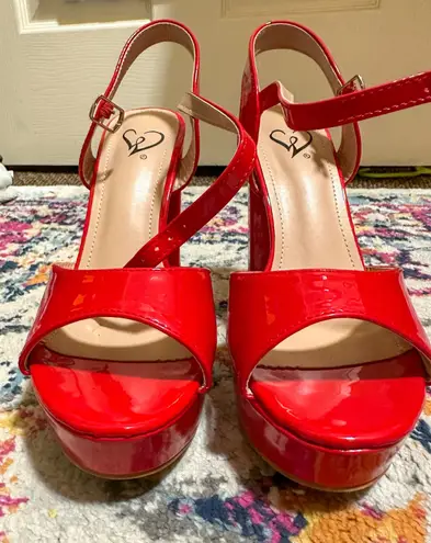 Windsor Red Heels