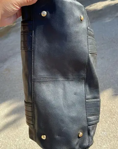 B Makowsky B. Makowsky Black Leather Turn lock Shoulder Bag