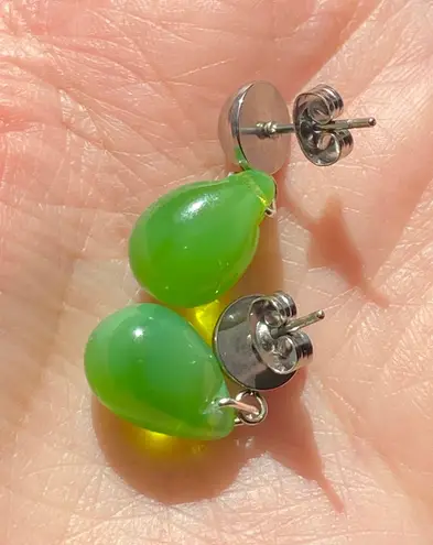 Handmade green opal teardrop Czech glass simple minimalist earrings💚