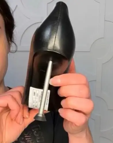 Victoria Beckham Black Spike Heels Size Euro 36 / US 6 New in Box MSRP $1,127