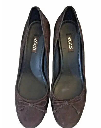 Ecco  New Dehli Suede Coffee Brown Pumps Heels Flex Sole Size 40 US 9/9.5