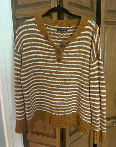 American Eagle Outfitters Sweater