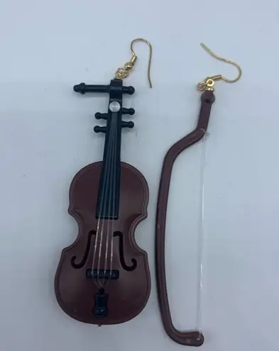 NEW brown violin and bow asymmetrical music instrument fashion earrings