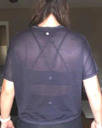 Lululemon Cropped Tee