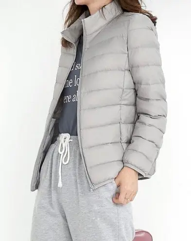 Woman Packable Lightweight Water