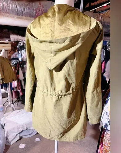 Milk & honey army green velvet jacket lightweight adjustable waist & sleeves NWT