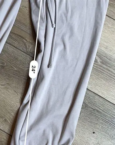 Lulus Lulu’s taupe tie ankle joggers