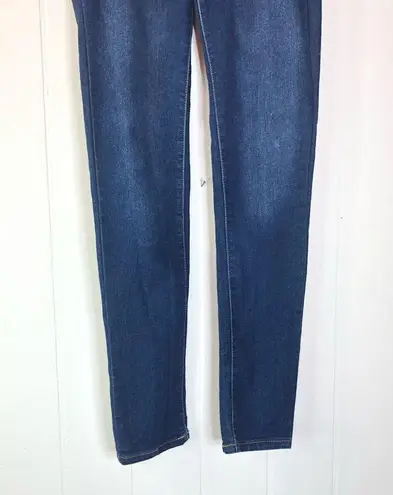 DKNY  Skinny 4-Pocket Dark Blue Wash Jeans with Belt Loops