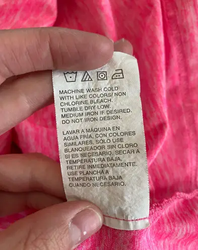 Legend Hot Pink V Neck Workout Top Small Gently Used